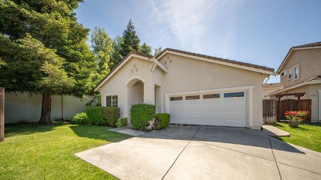 Foto del edificio - 3 bed 2 bath in Green Valley!