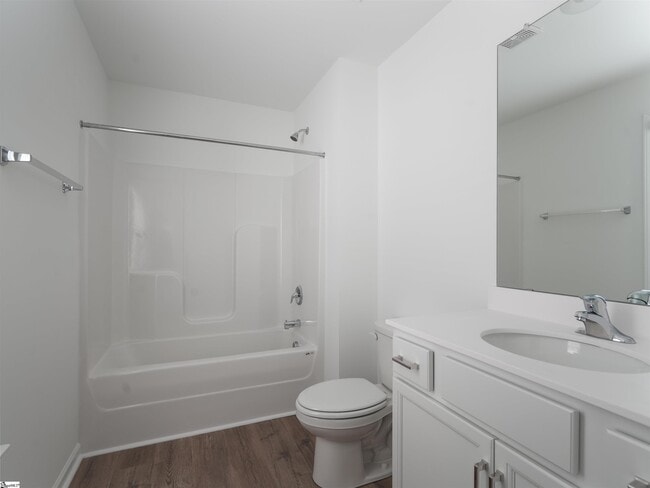 Building Photo - 30 Thorne St