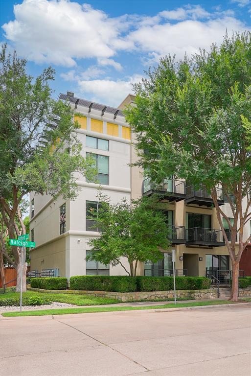 Foto del edificio - 4605 Cedar Springs Rd