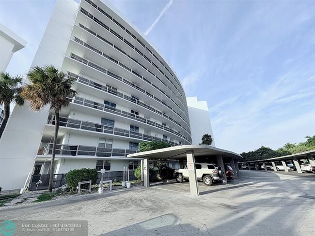 Foto del edificio - 2731 NE 14th Street Causeway