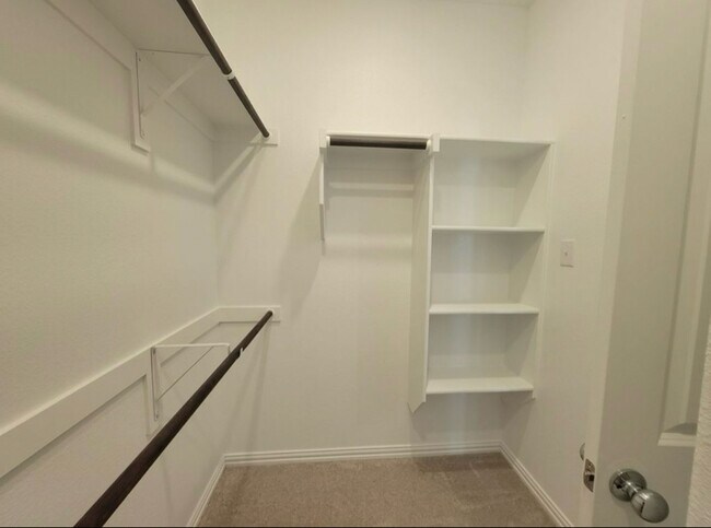 Foto del edificio - 9933 Diamondhead Dr