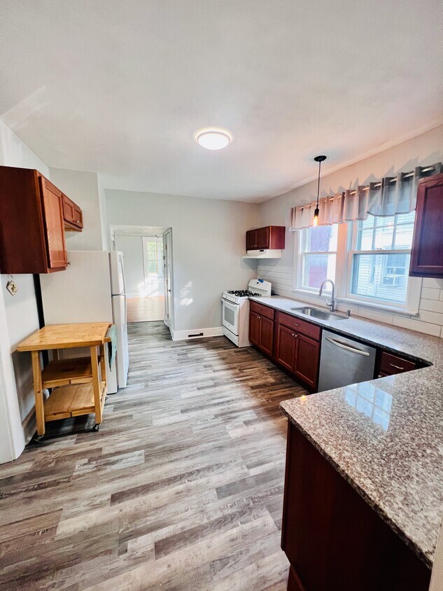 Fully Renovated kitchen - 143 Highland Ave