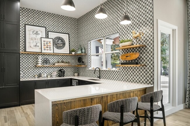 Building Photo - Highlands At Heathbrook