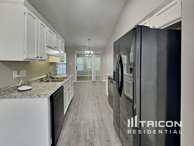 Foto del edificio - 1613 Bear Brook Dr