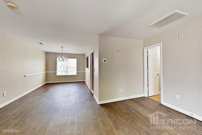 Building Photo - 522 Tansy Dr