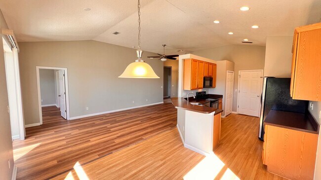 Building Photo - Beautiful 3 bedroom home in Port Orange