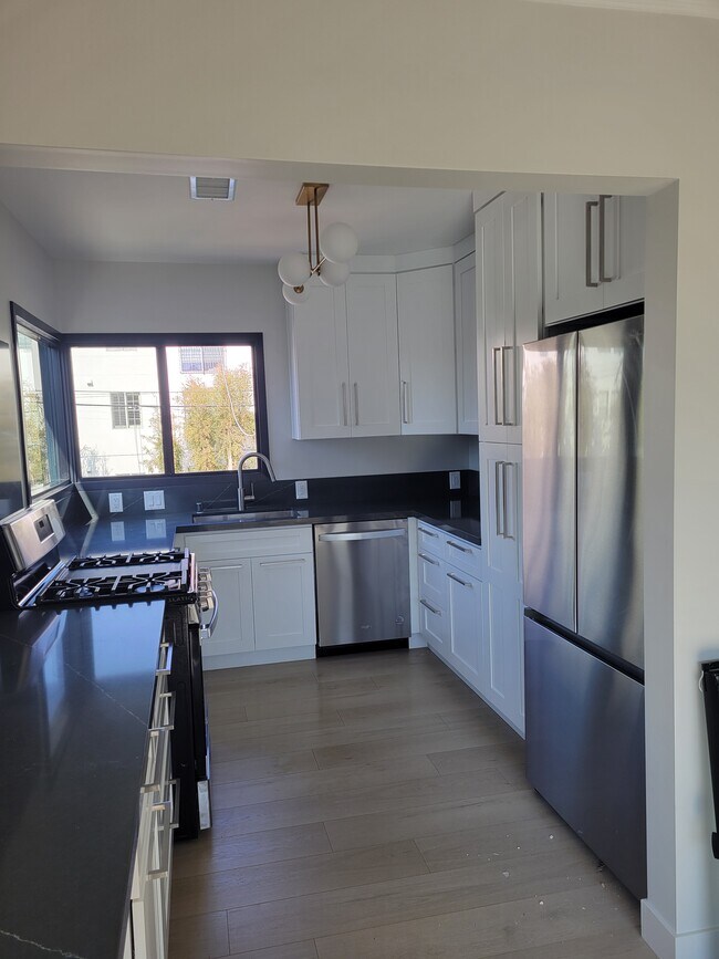 Kitchen - 10647 Whipple St