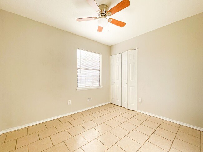 Foto del edificio - 3 Bedr/ 1 bath Beautiful Home in Hockley, TX