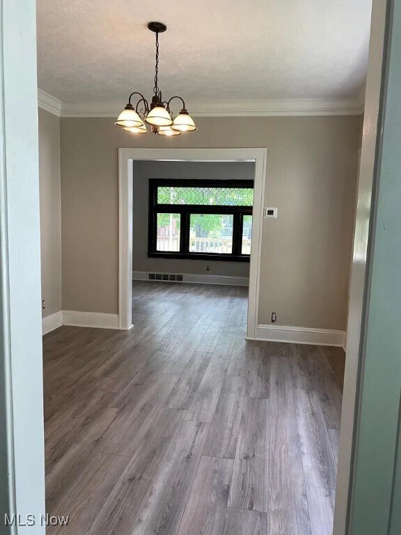 Foto del edificio - 2215 Chesterland Ave