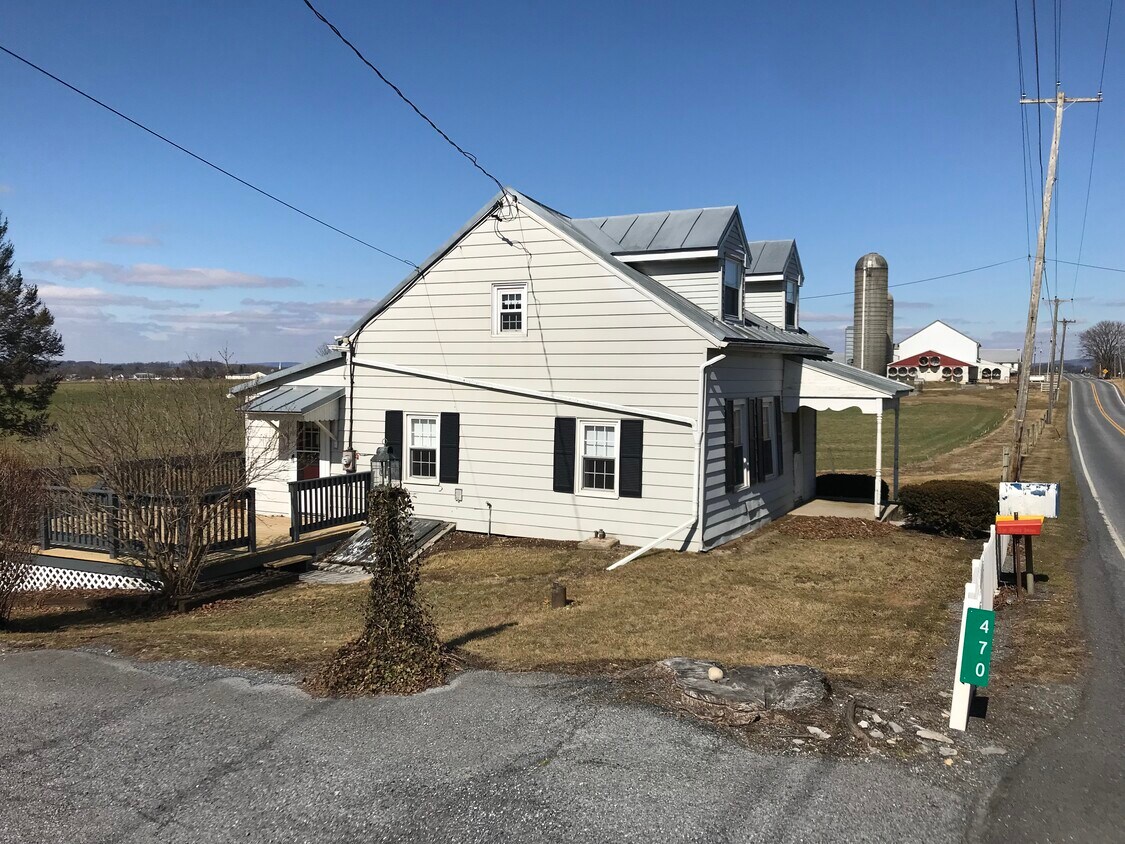 Foto principal - 470 Weavertown Rd