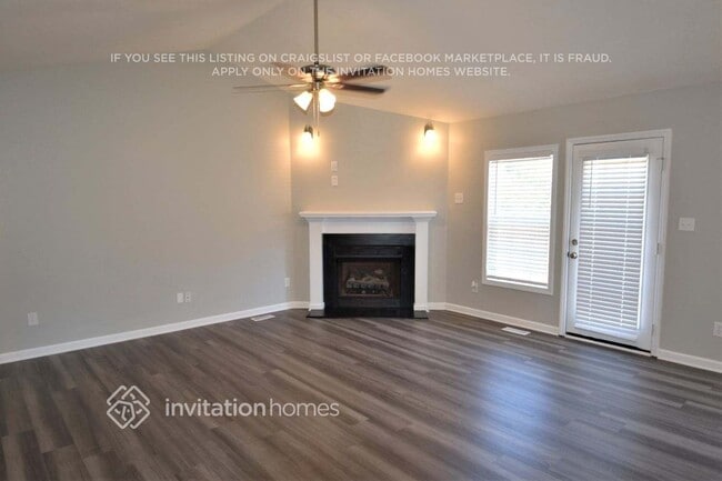 Building Photo - 18 Andrew Blvd