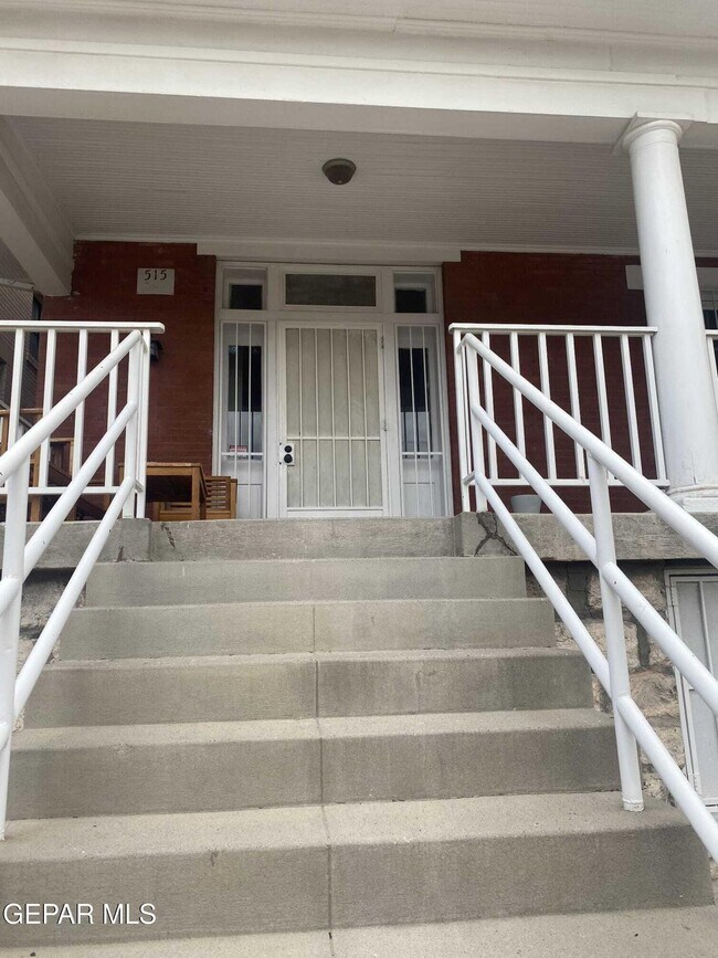 Foto del edificio - 515 W Missouri Ave