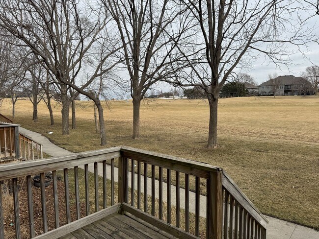 Foto del edificio - Golf Course Townhome with Views, Deck & Maintenance-Free Living