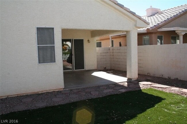 Building Photo - 6704 Snake River Ave
