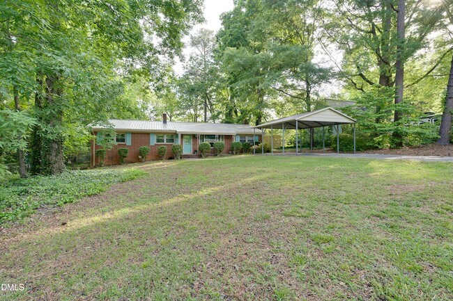 Building Photo - 2026 Jefferson Dr