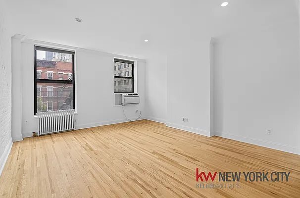 643 9th Ave Unit 3D, New York, NY 10036 - Room for Rent in New York, NY ...