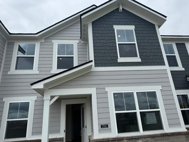 Building Photo - 17361 Rancorn Pl
