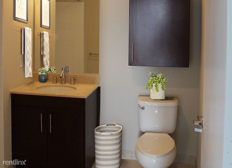 Primary Photo - 2 br, 1 bath Apartment - 485 Washington Blvd
