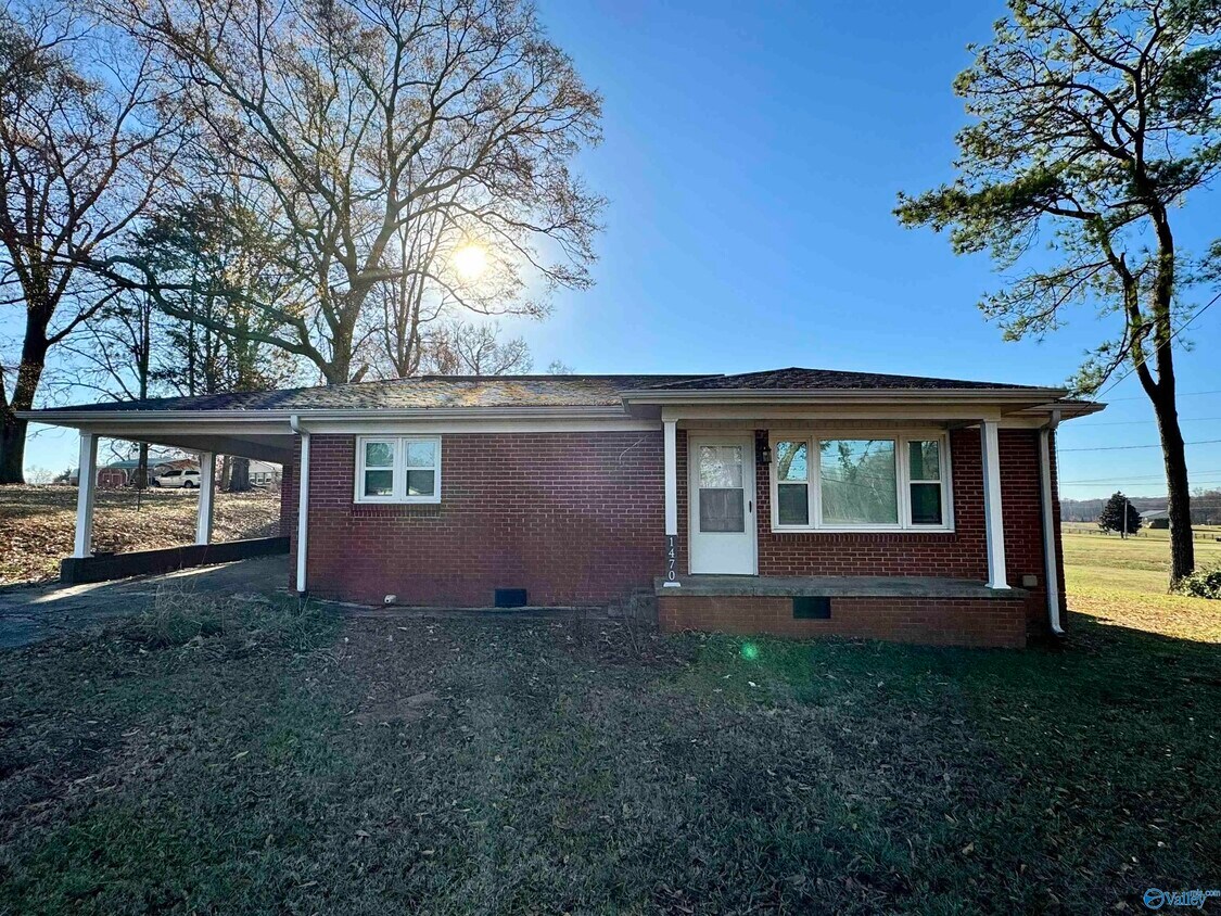 1470 Joe Quick Rd, New Market, AL 35761 House Rental in New Market, AL