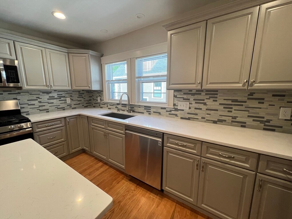 Photo - 154 Summer St (Arlington, MA)