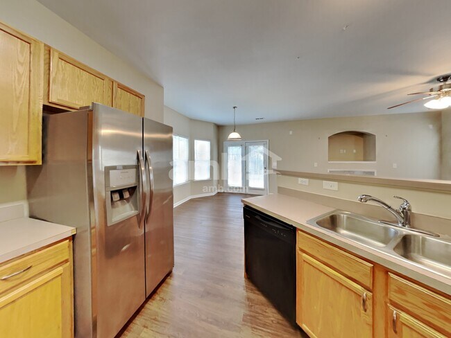 Foto del edificio - 19134 Long Pond Ln