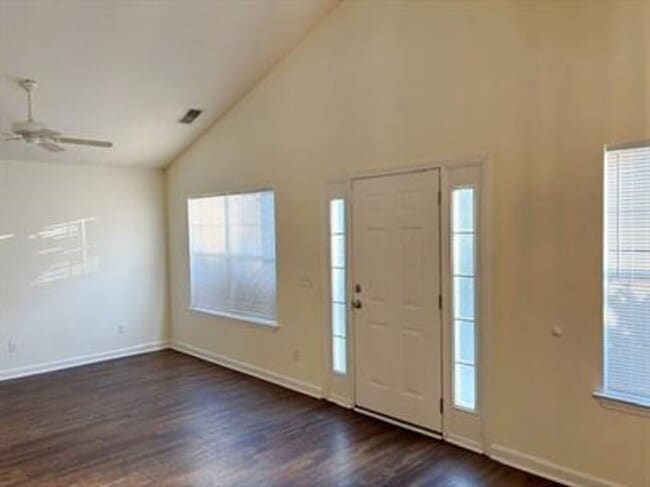 Building Photo - ? For Rent: Beautiful 3 Bedroom, 2 Bath Home located at the farm?