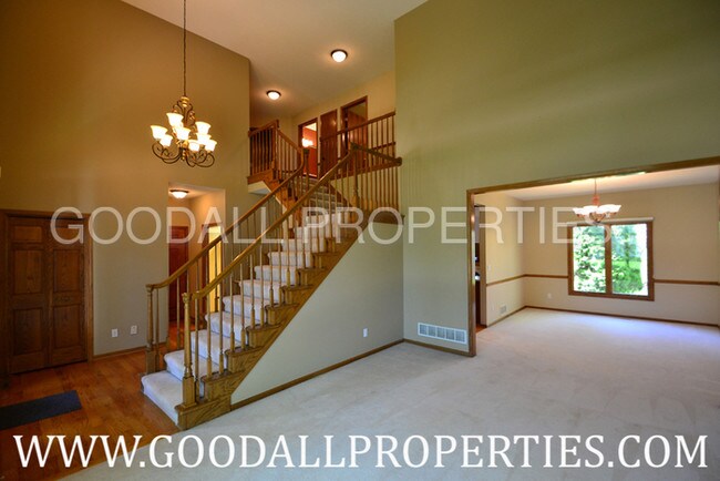 Foto del edificio - 2210 Country Club Blvd