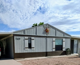 Building Photo - 7619 E Juanita Ave