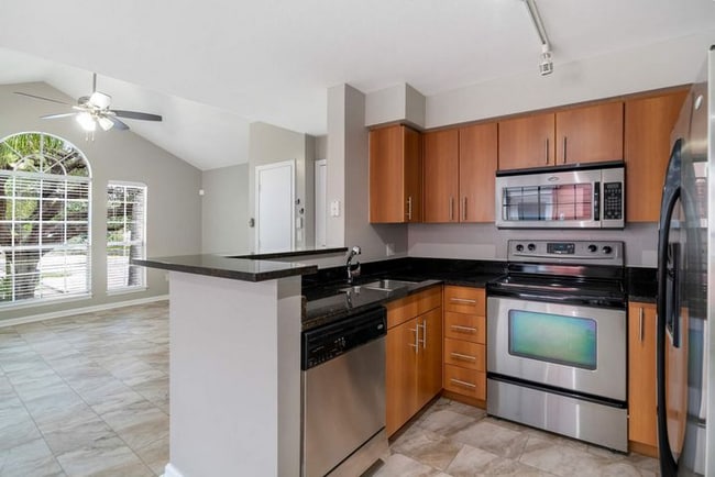 Building Photo - 1055 Crystal Way