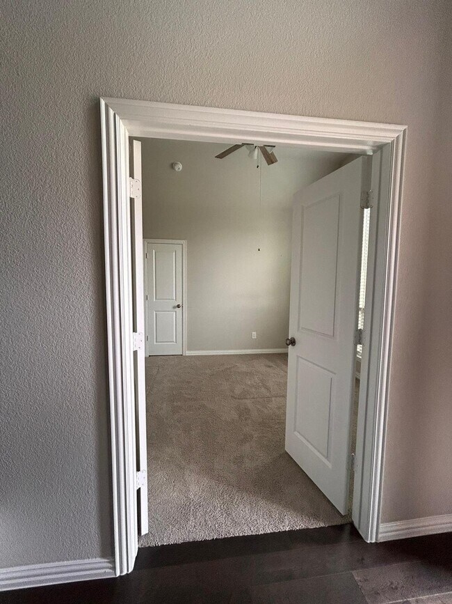 Foto del edificio - 12559 Ravine Creek Rd