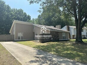 Building Photo - 3778 Kennings Dr