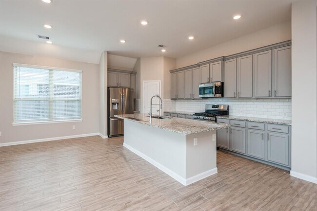 Building Photo - 2311 Keystone Ridge Ln