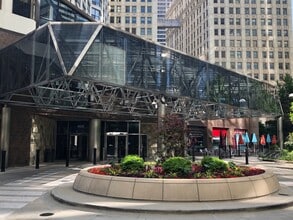 Building Photo - 405 N Wabash Ave