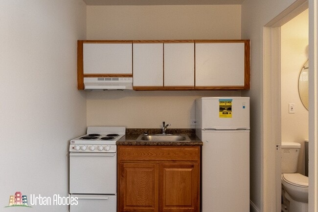 Foto del edificio - 3959 W Irving Park Rd