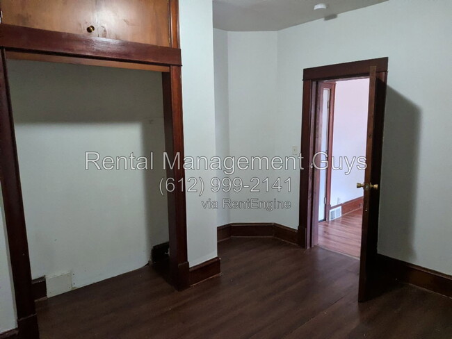 Foto del edificio - 584 Magnolia Ave E