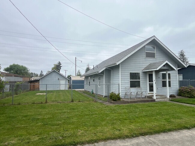Building Photo - Nice Home for Rent in Harrisburg, Workshops!