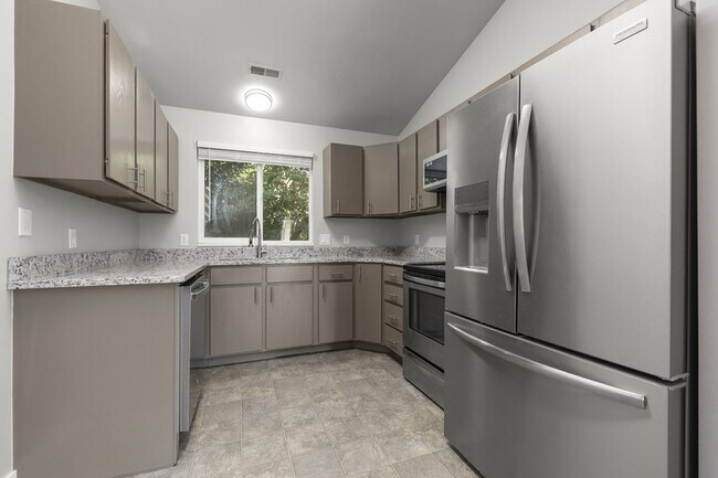 Building Photo - 788 N 1060 W