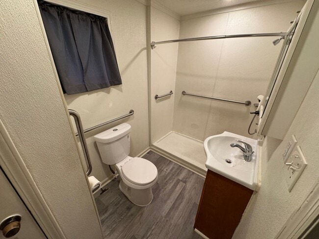 Building Photo - Bessemer/Brighten