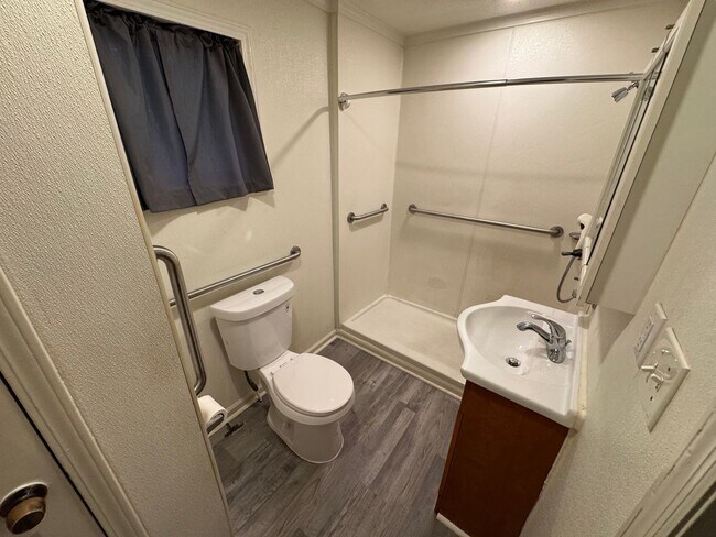 Foto del edificio - Bessemer/Brighten