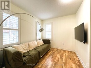 Building Photo - 29 Spiv Grv Wy
