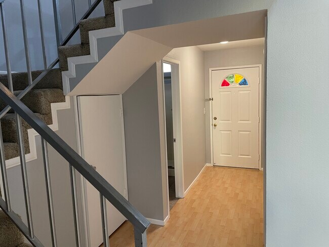 Foto del edificio - 4660 Coldwater Canyon Ave