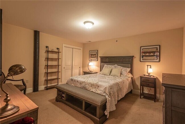 Foto del edificio - 618 Main St