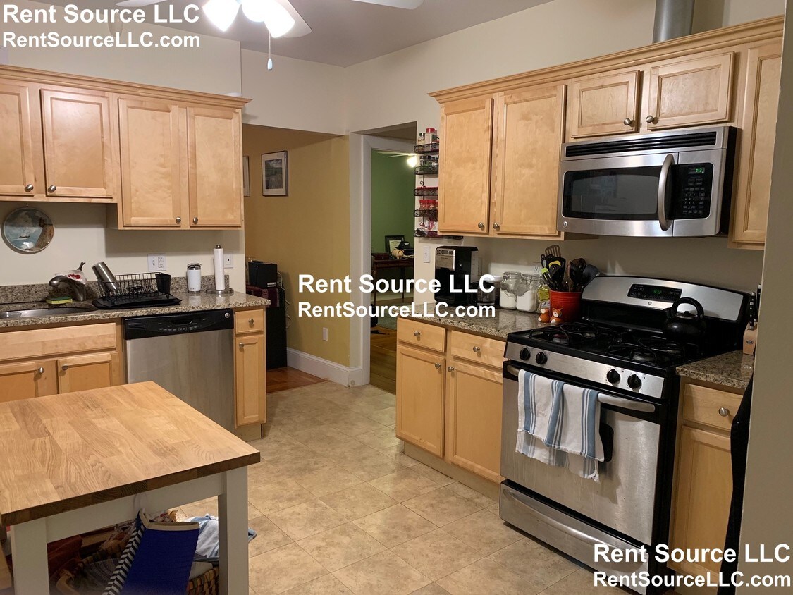 24 Grove St, Belmont, MA 02478 Apartments in Belmont, MA