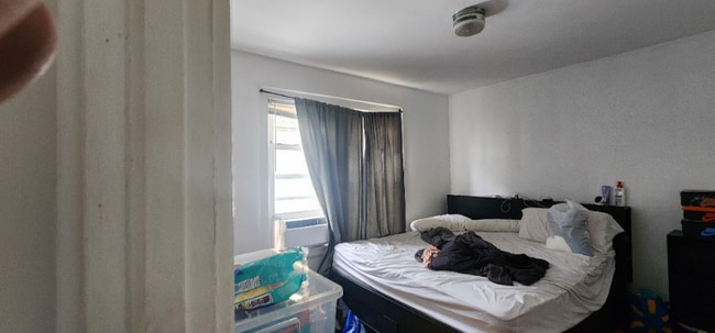 Foto del edificio - 632 Adams Ave