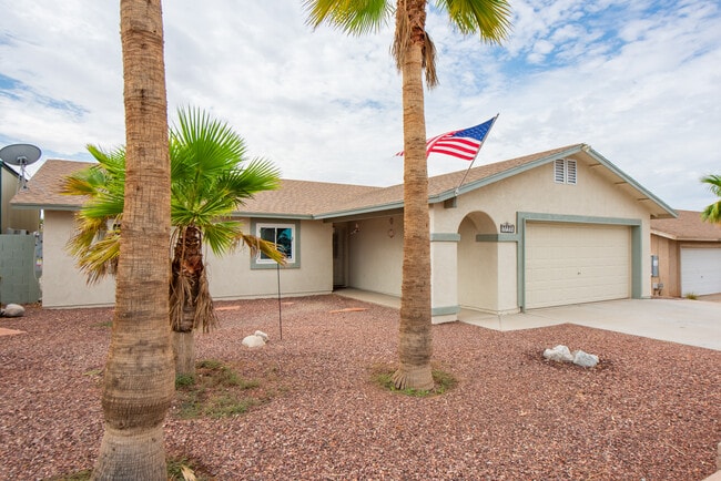 Foto del edificio - 11239 E 27th Pl