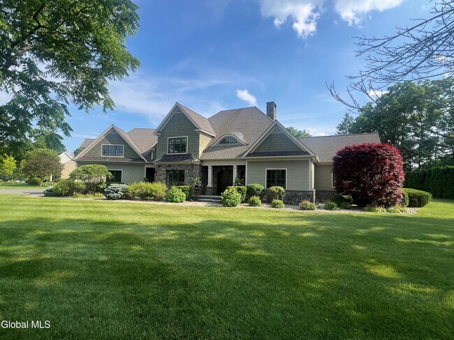 Foto del edificio - 106 Greenfield Ave