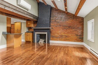 Building Photo - 116 State Street