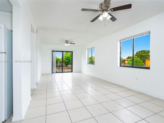 Foto del edificio - 1490 W 42nd Pl