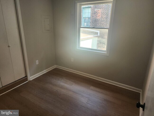 Foto del edificio - 24 N 2nd Avenue Unit 5