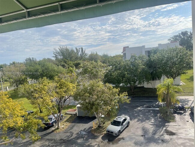 Building Photo - 8260 SW 210th St